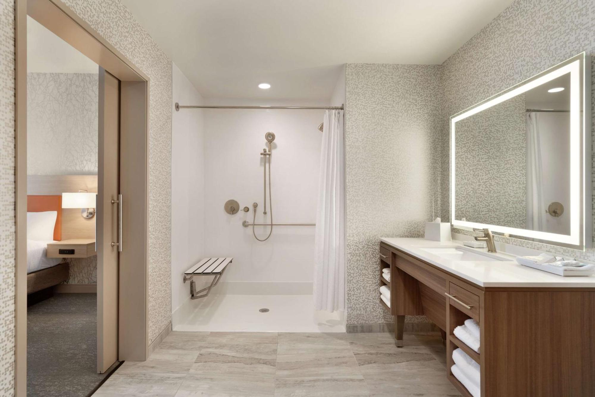 Hotel Home2 By Hilton White Sands