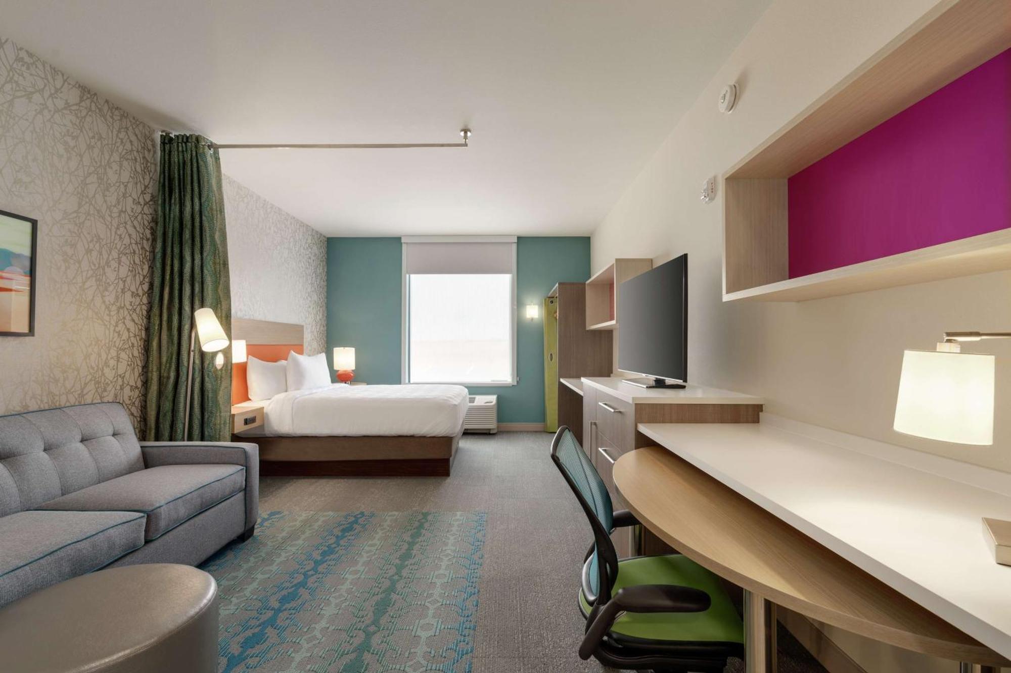 Hotel Home2 By Hilton White Sands 3*